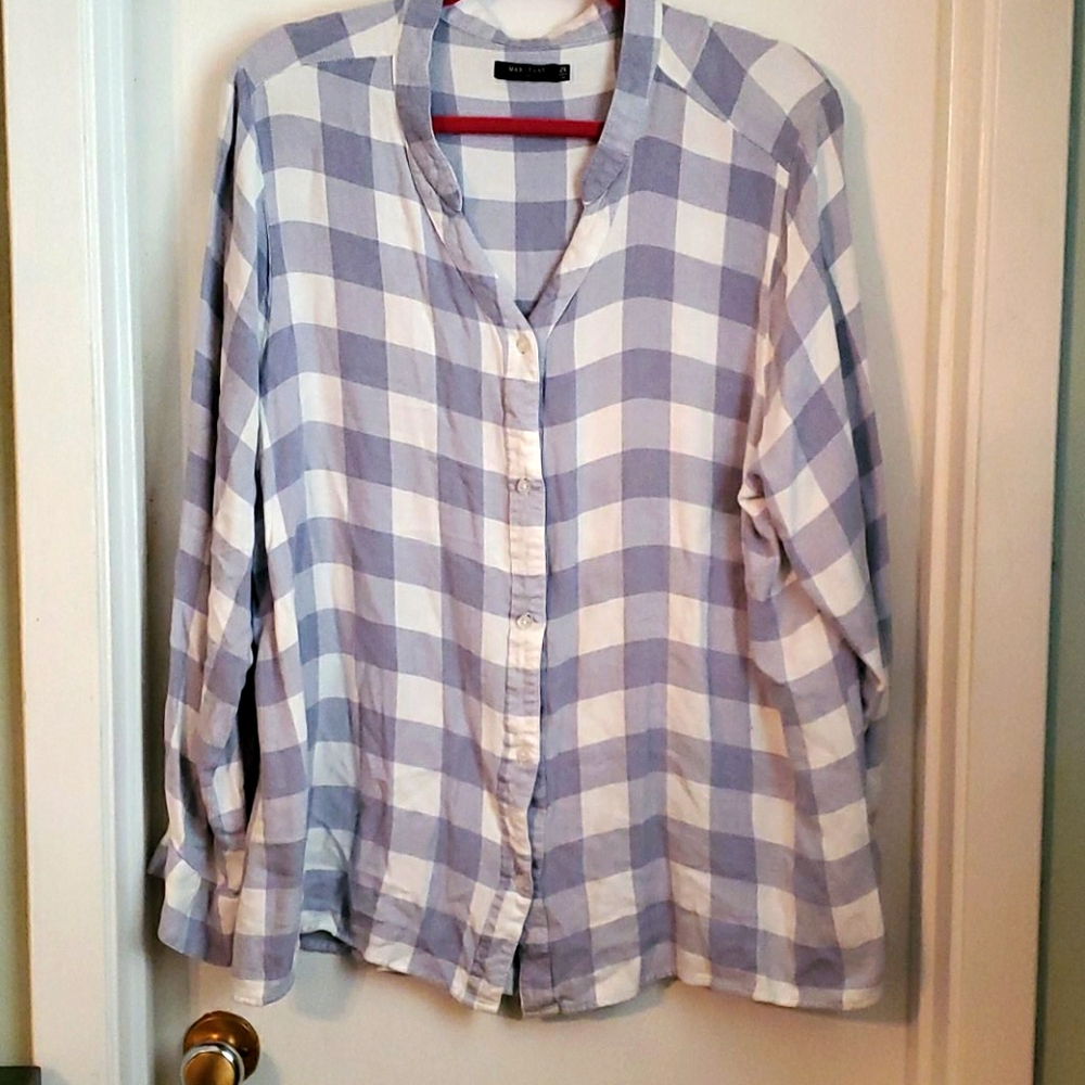 Long sleeve button up